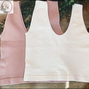 Cream Brami (right pictured)